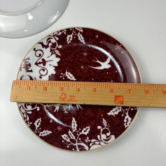Starbucks 2010 Rosanna Holiday Plates Set Of 2 Red White Gold Birds Holly 8 Inch - Picture 4 of 4